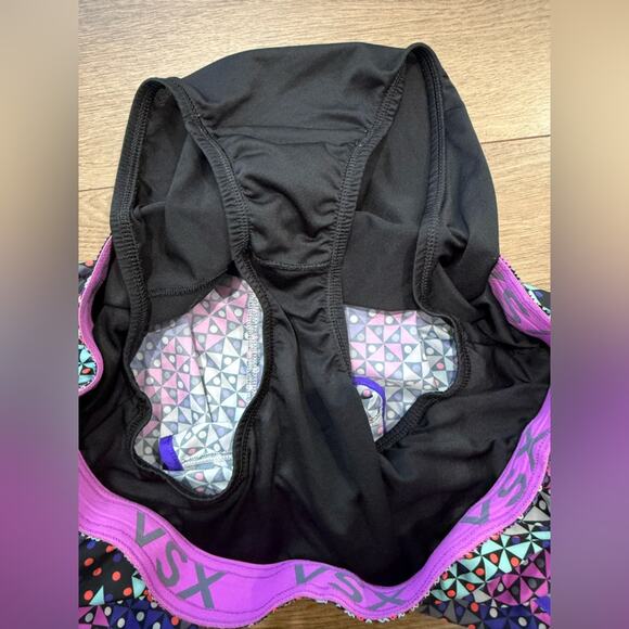 Victoria's Secret VSX Sport The Player Running Shorts Geometric Pattern Size L - Picture 6 of 6